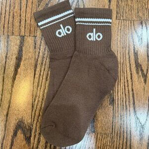 Alo Throwback socks 1 pair brand new